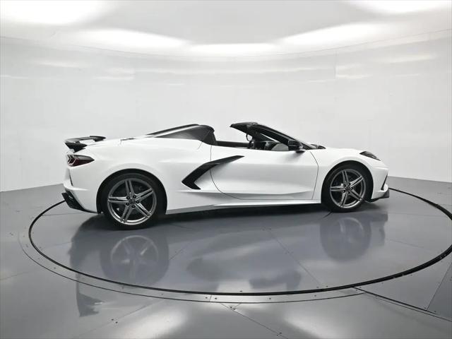 2026 Chevrolet Corvette Stingray Convertible, 2LT, RWD
