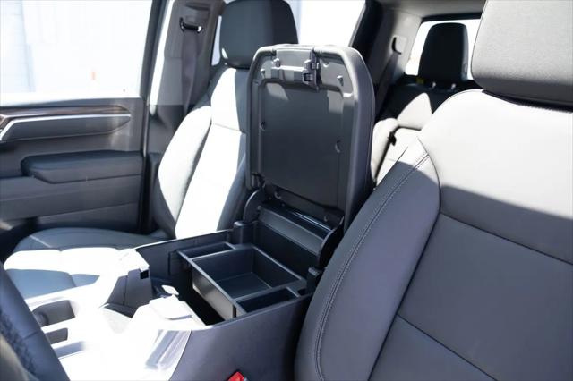2026 Chevrolet Silverado 1500 4WD Crew Cab Short Bed RST