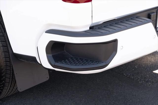 2026 Chevrolet Silverado 1500 4WD Crew Cab Short Bed RST