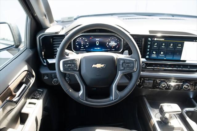 2026 Chevrolet Silverado 1500 4WD Crew Cab Standard Bed LT