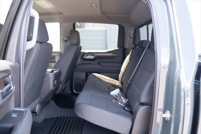 2026 Chevrolet Silverado 1500 4WD Crew Cab Standard Bed LT
