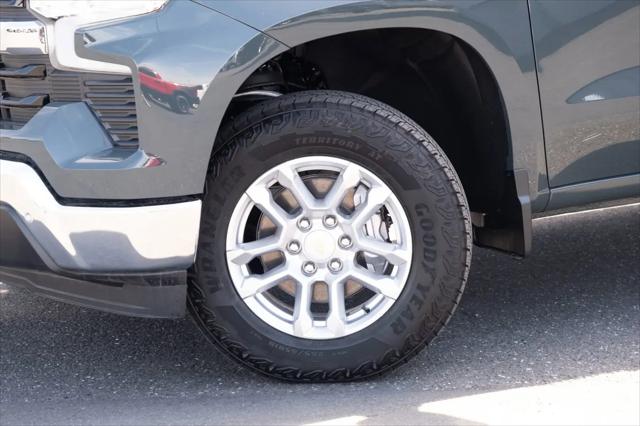 2026 Chevrolet Silverado 1500 4WD Crew Cab Standard Bed LT