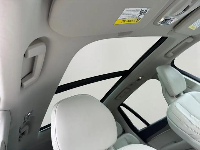 2021 Volvo XC90 T6 Inscription 6 Passenger