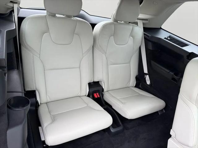 2021 Volvo XC90 T6 Inscription 6 Passenger