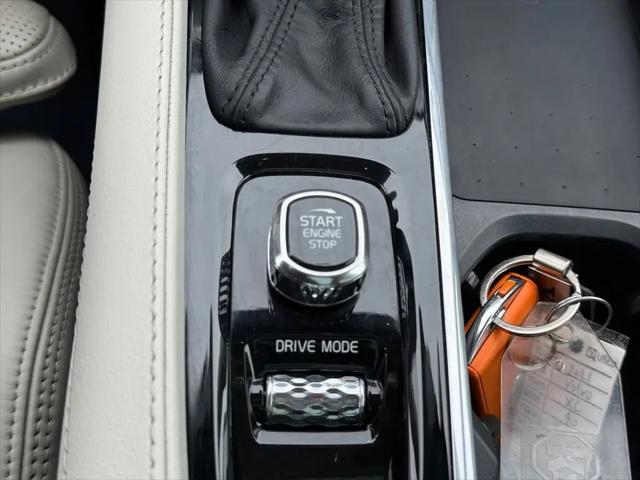 2021 Volvo XC90 T6 Inscription 6 Passenger