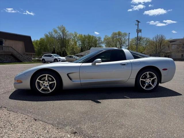2001 Chevrolet Corvette Base