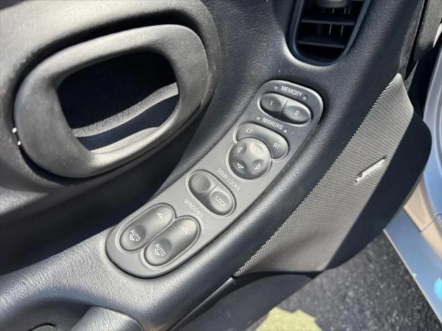 2001 Chevrolet Corvette Base