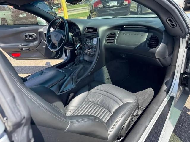 2001 Chevrolet Corvette Base