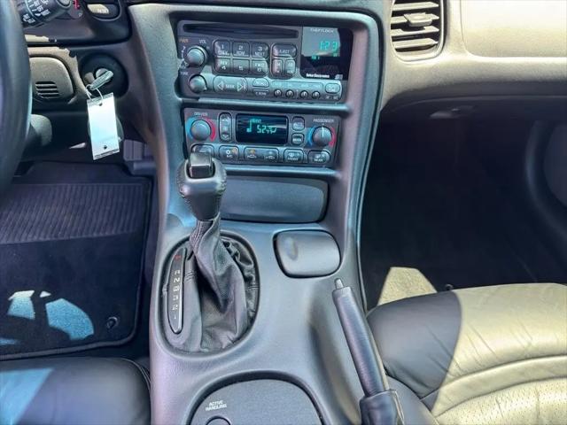 2001 Chevrolet Corvette Base