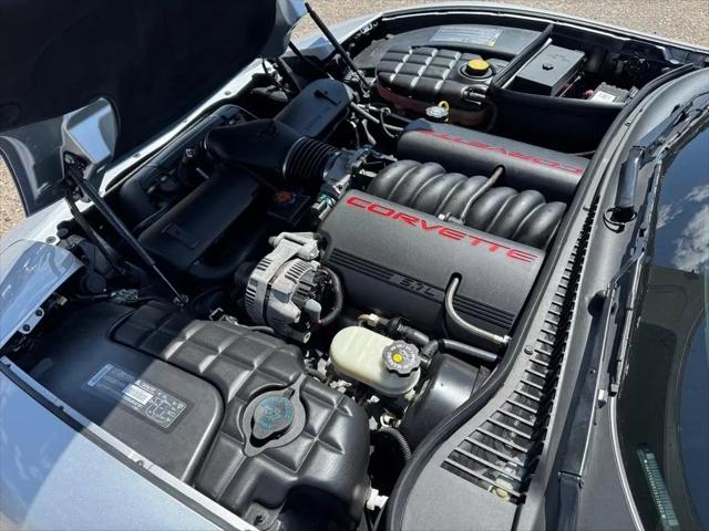 2001 Chevrolet Corvette Base