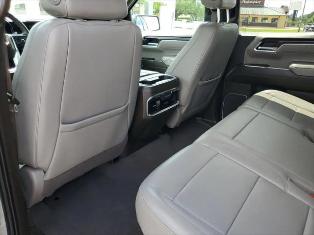 2023 GMC Sierra 1500 4WD Crew Cab Short Box SLT
