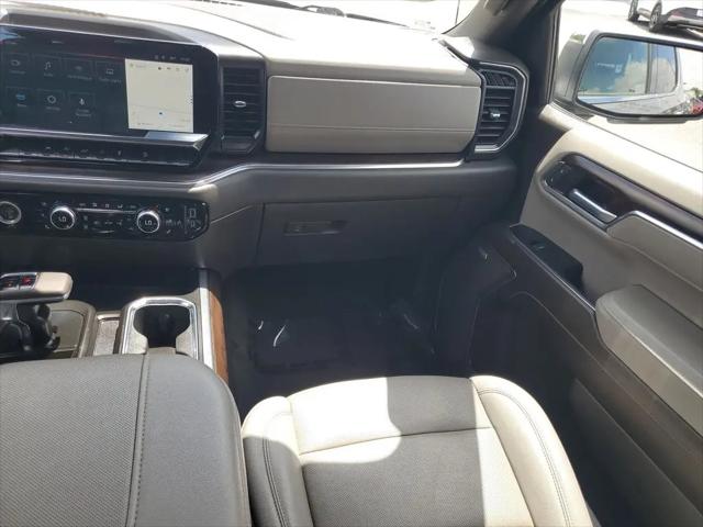 2023 GMC Sierra 1500 4WD Crew Cab Short Box SLT