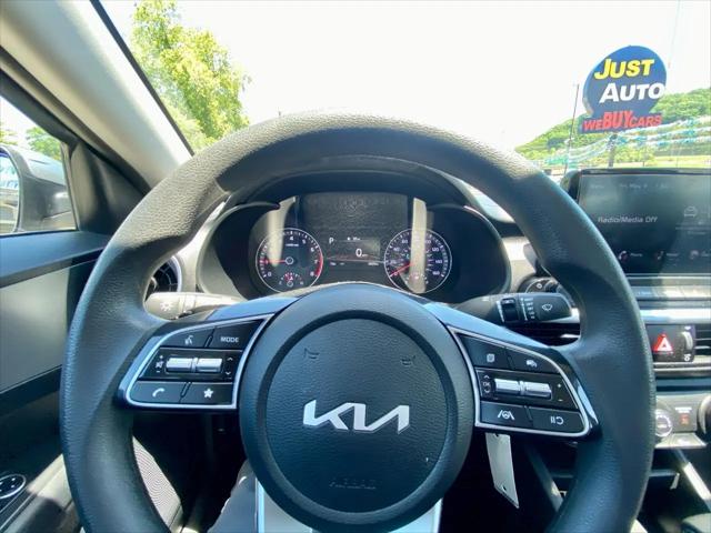 2024 Kia Forte LXS
