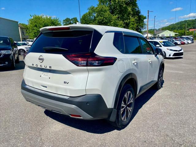 2022 Nissan Rogue SV FWD