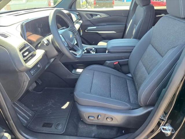 2026 Chevrolet Traverse FWD LT