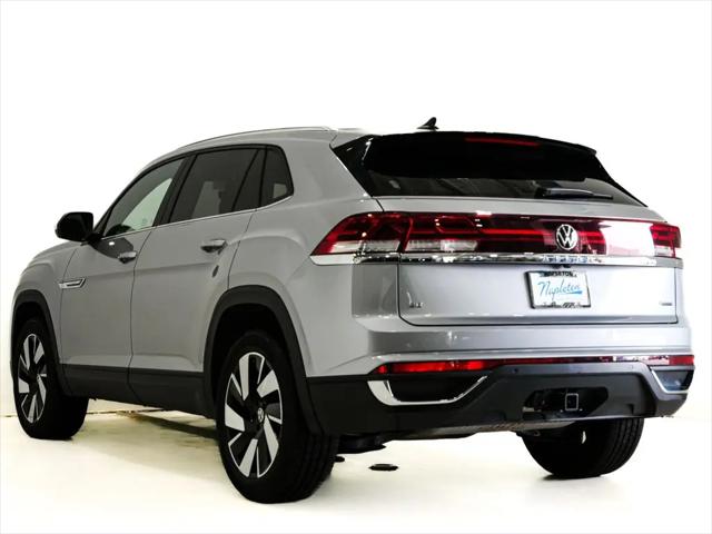 2025 Volkswagen Atlas Cross Sport 2.0T SE w/Technology