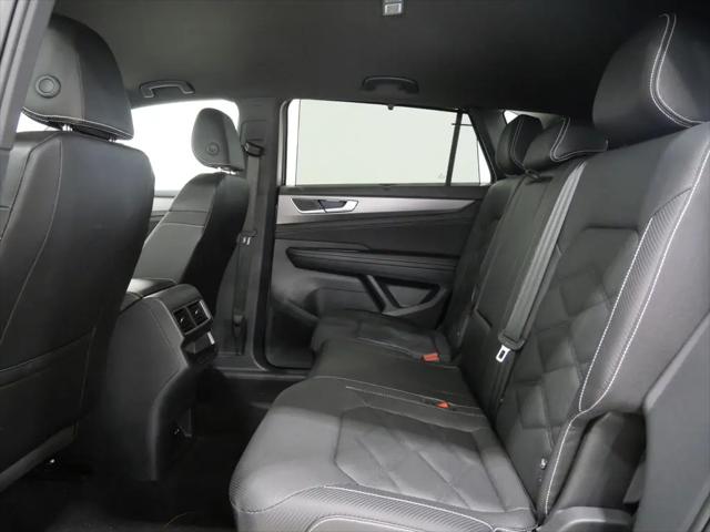 2025 Volkswagen Atlas Cross Sport 2.0T SE w/Technology