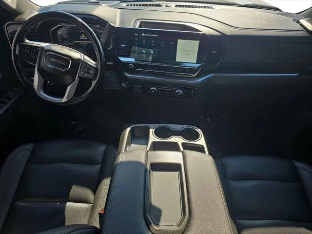 2025 GMC Sierra 1500 2WD Crew Cab Short Box SLT