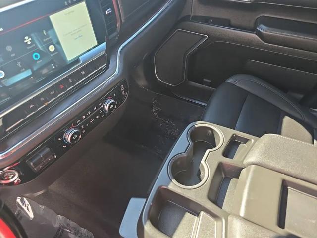2025 GMC Sierra 1500 2WD Crew Cab Short Box SLT