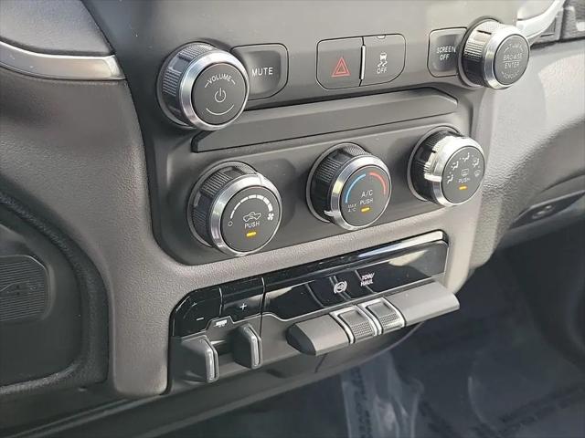 2024 Ram 3500 Big Horn Crew Cab 4x4 8' Box