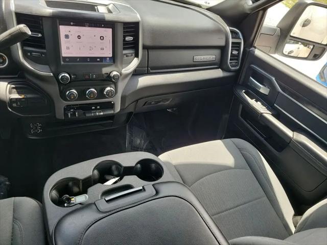 2024 Ram 3500 Big Horn Crew Cab 4x4 8' Box