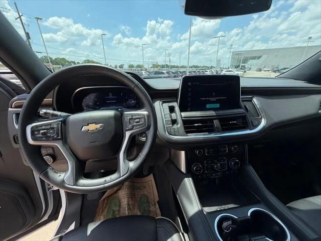 2024 Chevrolet Suburban 4WD Premier