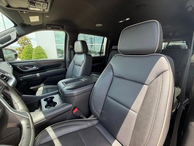 2024 Chevrolet Suburban 4WD Premier