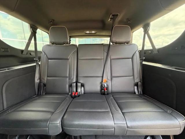 2024 Chevrolet Suburban 4WD Premier