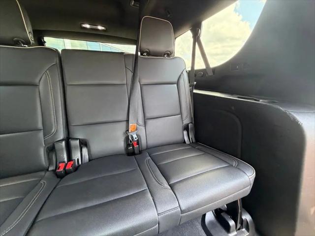 2024 Chevrolet Suburban 4WD Premier