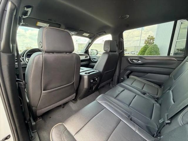 2024 Chevrolet Suburban 4WD Premier