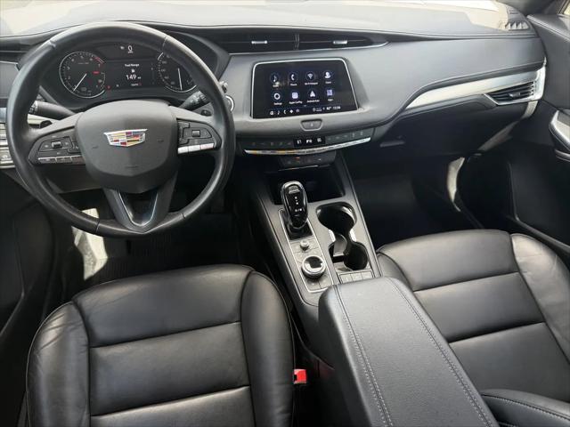 2023 Cadillac XT4 FWD Premium Luxury