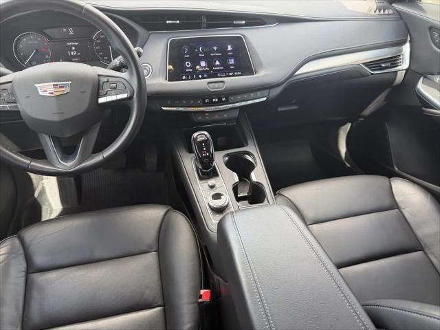 2023 Cadillac XT4 FWD Premium Luxury