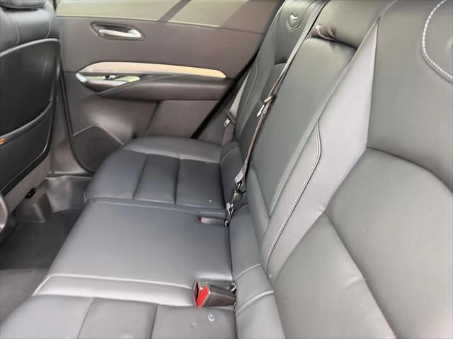 2023 Cadillac XT4 FWD Premium Luxury