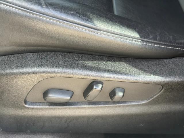 2023 Cadillac XT4 FWD Premium Luxury