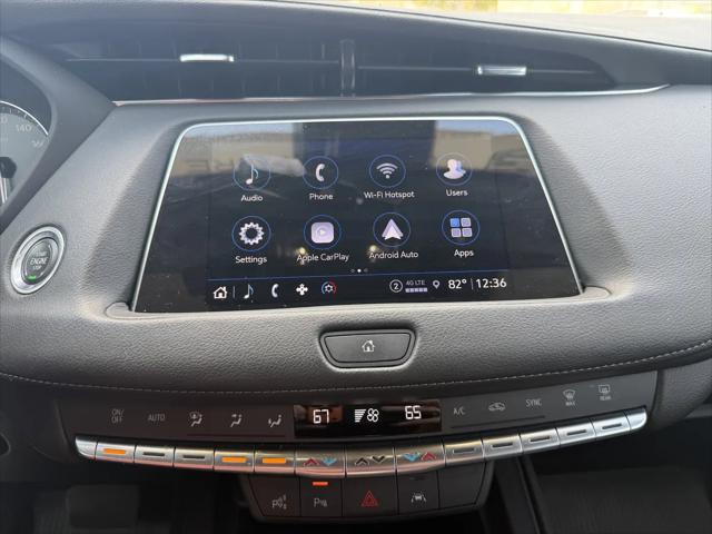 2023 Cadillac XT4 FWD Premium Luxury