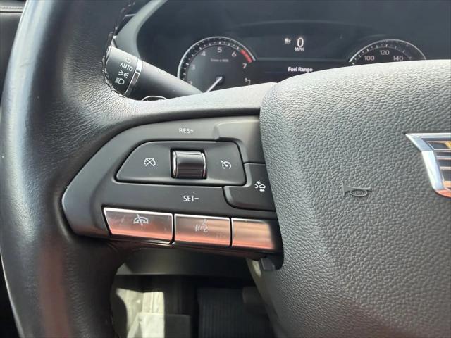 2023 Cadillac XT4 FWD Premium Luxury
