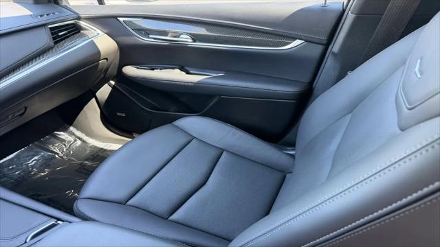2022 Cadillac XT5 AWD Sport