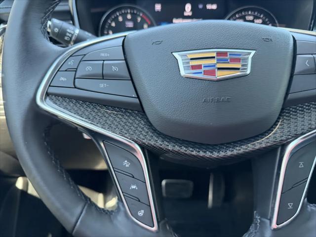 2022 Cadillac XT5 AWD Sport