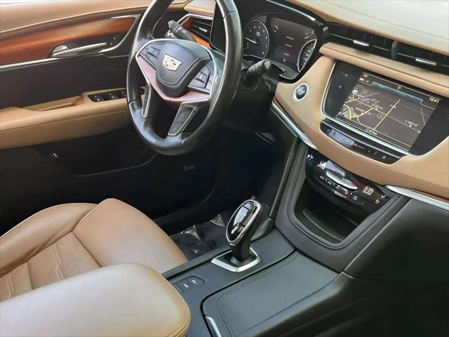 2018 Cadillac XT5 Platinum