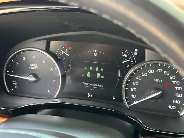 2018 Cadillac XT5 Platinum