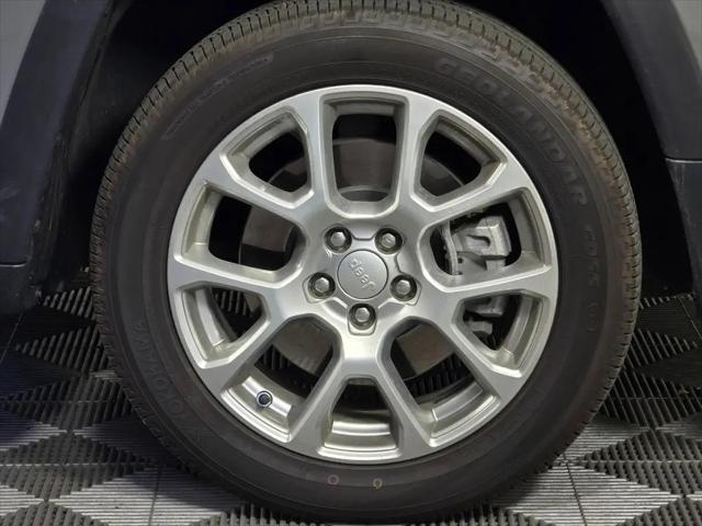 2023 Jeep Compass Latitude Lux FWD