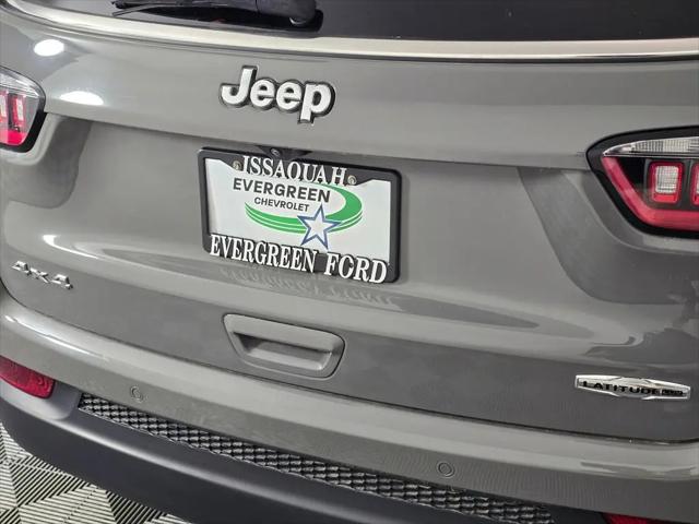 2023 Jeep Compass Latitude Lux FWD