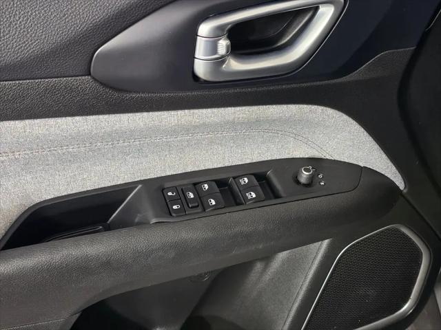 2023 Jeep Compass Latitude Lux FWD