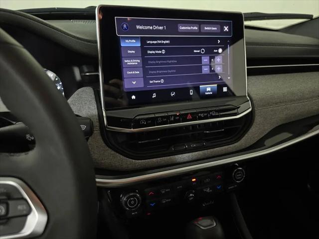 2023 Jeep Compass Latitude Lux FWD