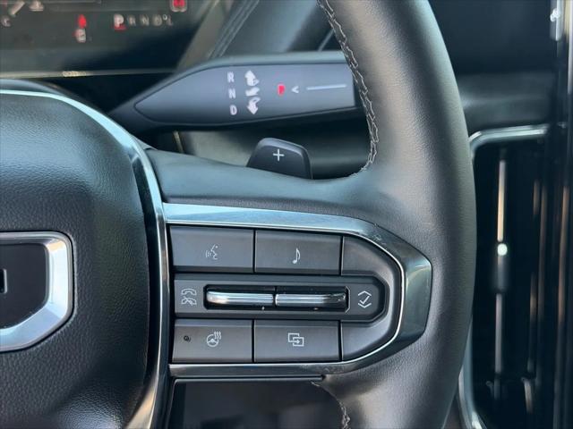 2025 GMC Yukon XL 4WD Denali