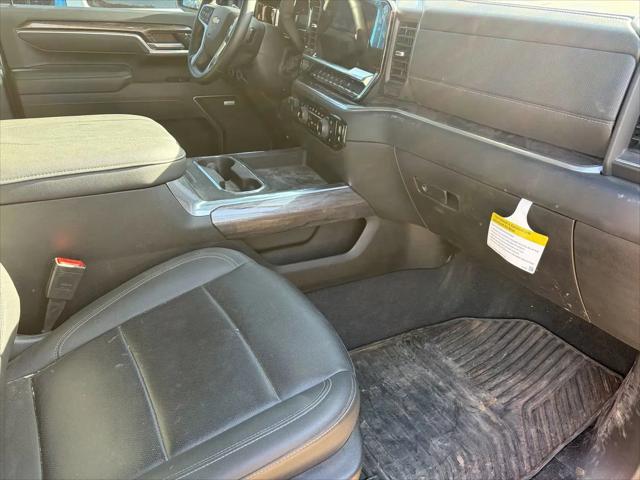 2025 Chevrolet Silverado 3500HD 4WD Crew Cab Long Bed LTZ