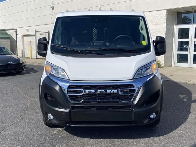 2025 Ram ProMaster 2500 Cargo Van Tradesman Low Roof 136" WB w/Pass Seat