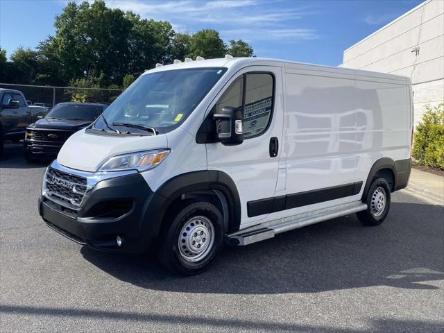 2025 Ram ProMaster 2500 Cargo Van Tradesman Low Roof 136" WB w/Pass Seat