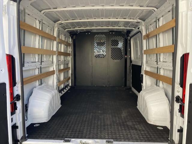 2025 Ram ProMaster 2500 Cargo Van Tradesman Low Roof 136" WB w/Pass Seat