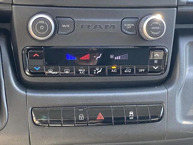 2025 Ram ProMaster 2500 Cargo Van Tradesman Low Roof 136" WB w/Pass Seat